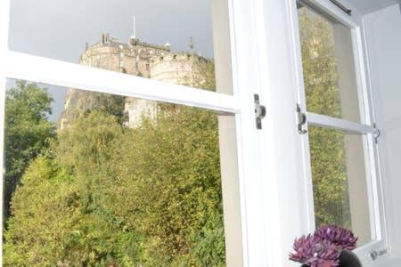 Castle Apartment 1 Эдинбург Экстерьер фото